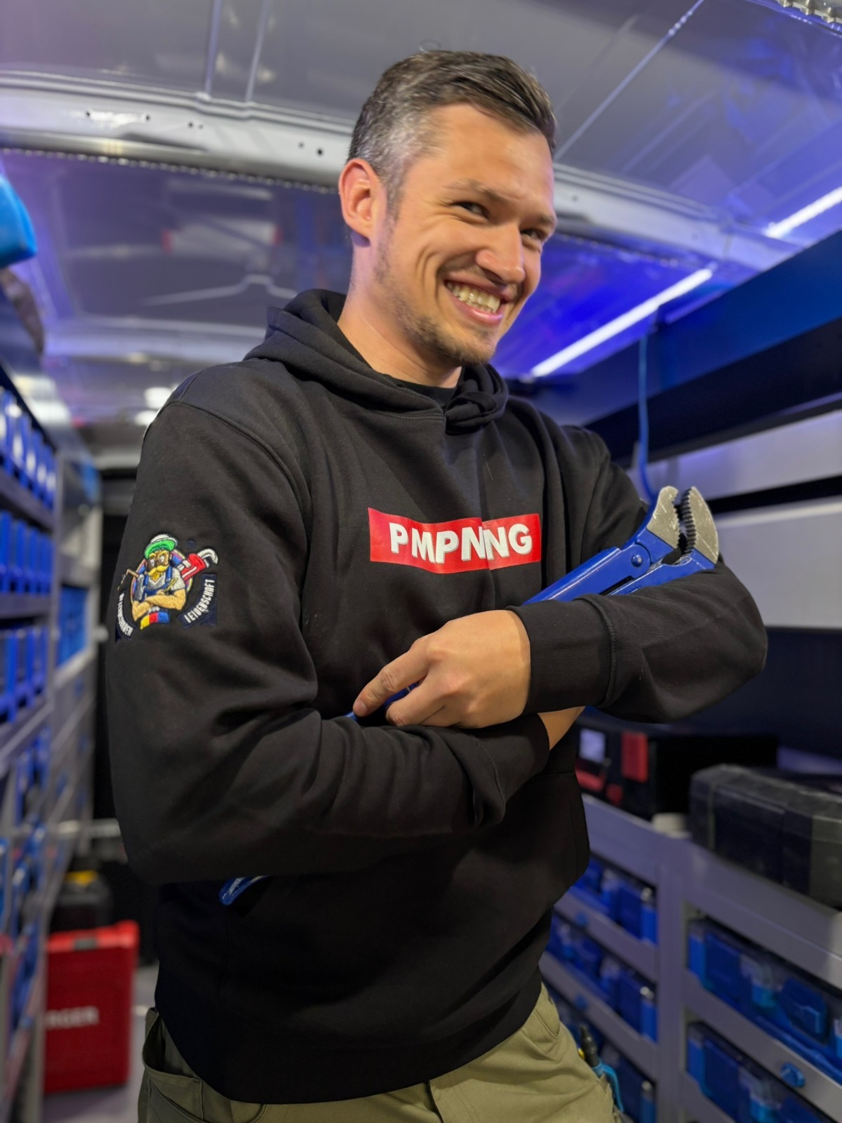 PMPNZNG Hoodie – Detail der Stickerei